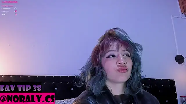 hey noraly online show from April 12, 4:05 am