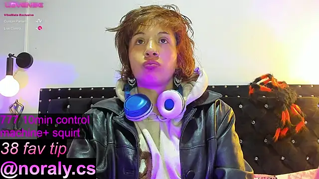 hey noraly online show from October 25, 4:11 am