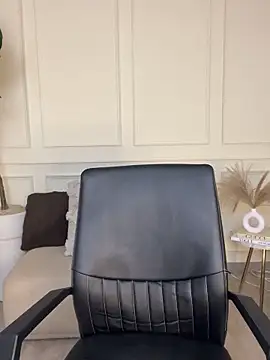 MelissaWaltton online show from March 20, 7:15 pm