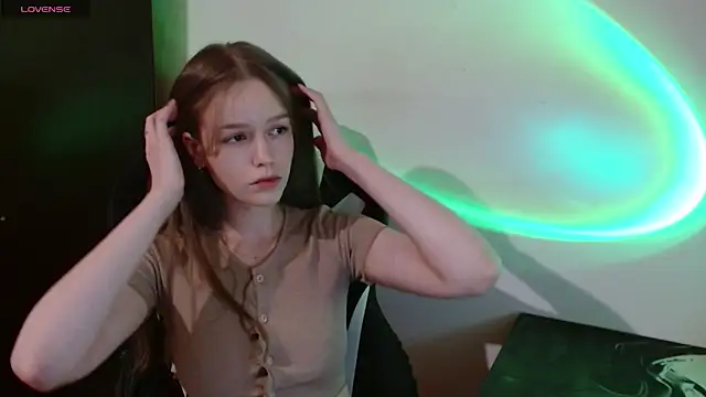 amelia sweeti online show from April 17, 4:32 pm