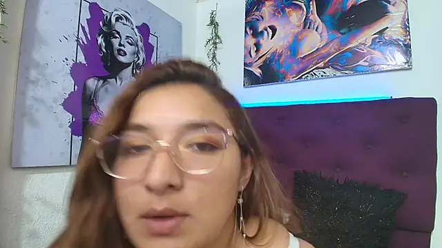  sweetcarla online show from February 13, 9:37 pm