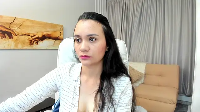 mariiana murillo01 online show from September 25, 4:07 am