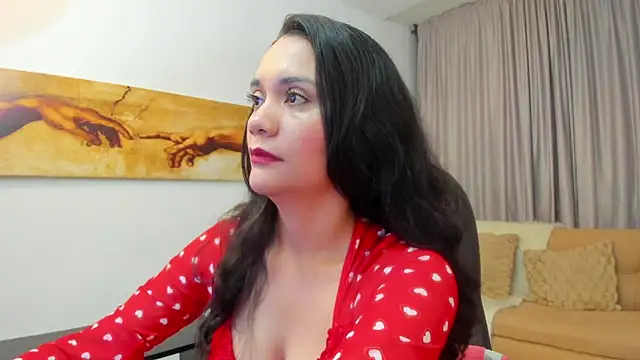 mariiana murillo01 online show from February 14, 4:13 am