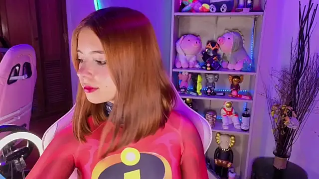 EmilyMiller  online show from January 19, 4:11 pm