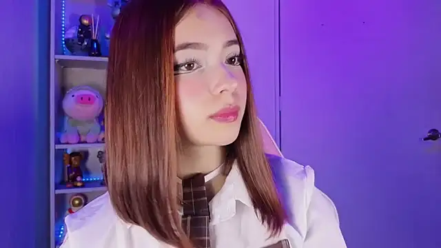 EmilyMiller  online show from November 6, 4:11 pm