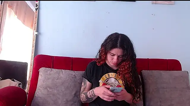 Snapshot of Tamararios chatting on October 9, 8:42 pm Tamararios online show from October 9, 8:42 pm