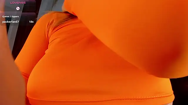 mia 18v online show from March 9, 9:40 pm