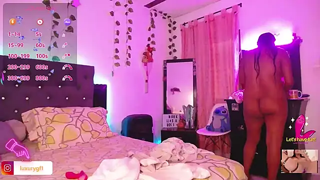 Snapshot of Pocahontaslovex chatting on October 22, 1:21 pm Pocahontaslovex online show from October 22, 1:21 pm