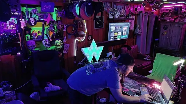 tayshie online show from November 22, 8:46 am