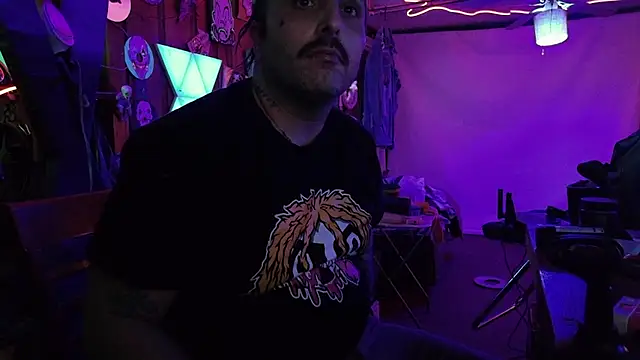 tayshie online show from April 11, 6:10 am