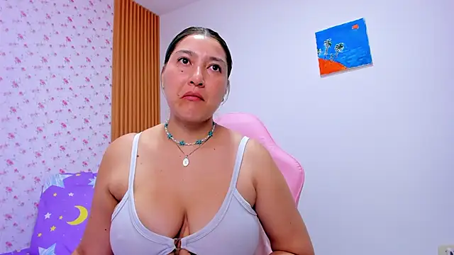 Snapshot of Soyqueen chatting on April 21, 6:53 am Soyqueen online show from April 21, 6:53 am