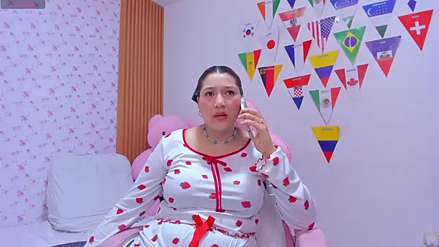 Snapshot of Soyqueen chatting on July 11, 2:34 am Soyqueen online show from July 11, 2:34 am