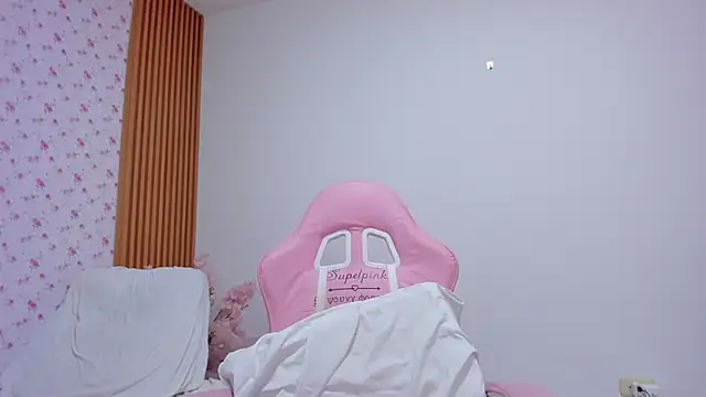 Soyqueen online show from March 1, 5:24 pm