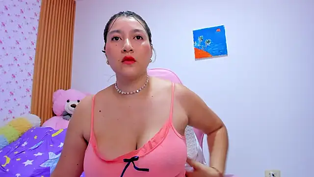 Snapshot of Soyqueen chatting on May 18, 4:07 am Soyqueen online show from May 18, 4:07 am