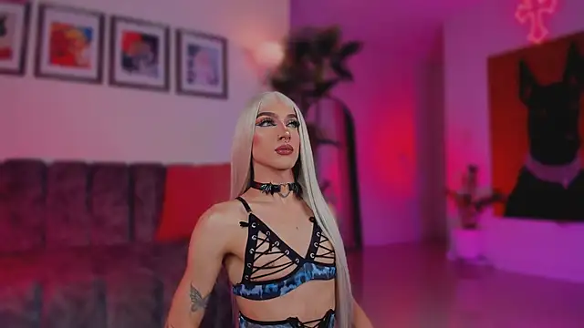 Taylor  foxxx online show from March 20, 5:52 am