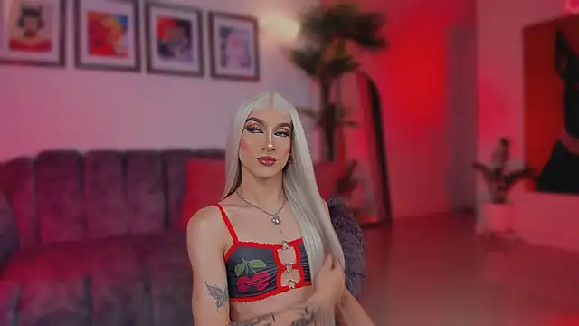 Taylor  foxxx online show from February 18, 5:38 am