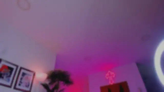 Taylor  foxxx online show from October 15, 4:44 am