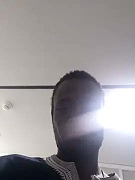 Snapshot of Dimitri226 chatting on June 18, 4:01 pm Dimitri226 online show from June 18, 4:01 pm