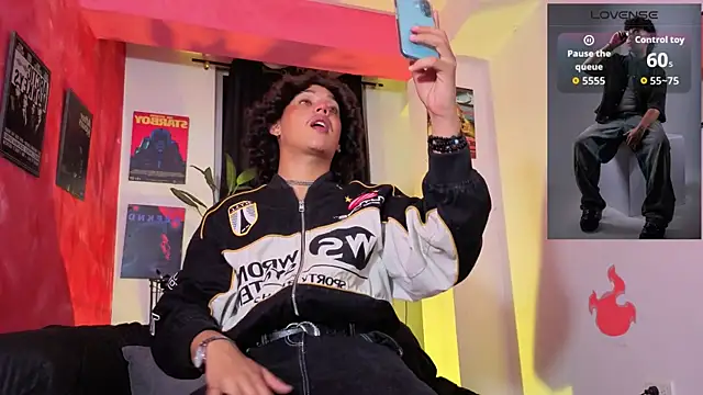 Snapshot of GaelOconner chatting on January 8, 3:01 am GaelOconner online show from January 8, 3:01 am