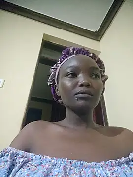 Pretty perpy online show from April 10, 11:45 pm