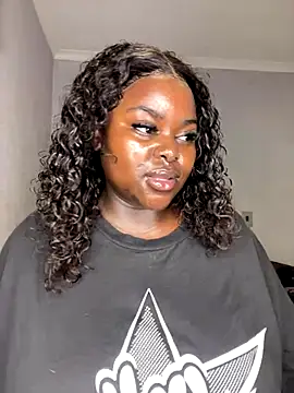 Honeycoco0211 online show from November 26, 2:11 am