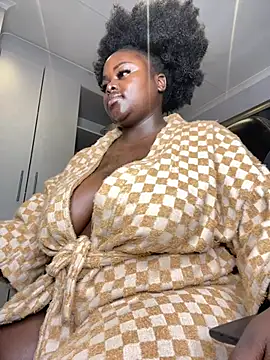 Honeycoco0211 online show from April 13, 5:55 am