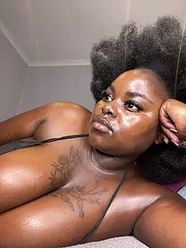 Honeycoco0211 online show from December 4, 3:38 am