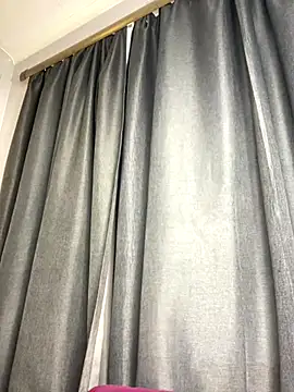 Honeycoco0211 online show from January 6, 7:45 am