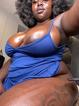 Honeycoco0211 online show from February 24, 11:16 pm