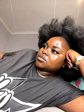 Honeycoco0211 online show from December 4, 10:20 pm