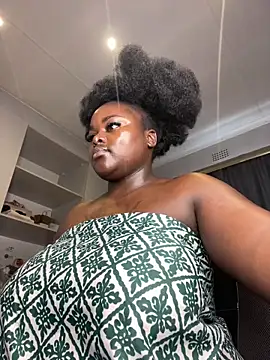 Honeycoco0211 online show from March 8, 9:34 am