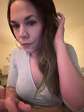 Lady Knaller online show from March 5, 8:49 pm