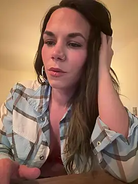 Lady Knaller online show from March 6, 8:48 pm