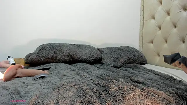 Snapshot of Deisy_Torres chatting on November 27, 2:50 pm Deisy Torres online show from November 27, 2:50 pm