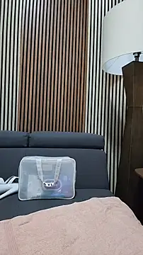 Snapshot of Deisy_Torres chatting on February 11, 8:31 pm Deisy Torres online show from February 11, 8:31 pm