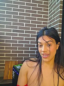 Deisy Torres online show from May 3, 8:45 pm
