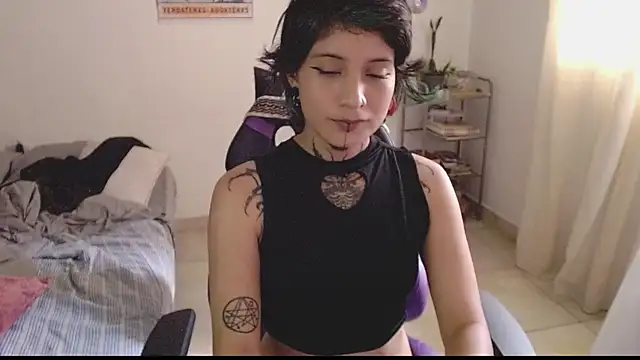 Snapshot of _Apola_77 chatting on January 16, 7:52 pm Apola 77 online show from January 16, 7:52 pm