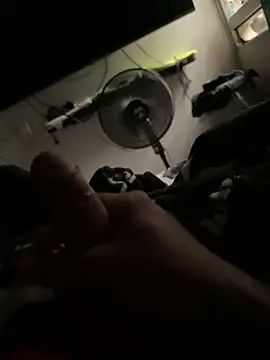 Snapshot of jhon0505 chatting on December 3, 7:13 pm jhon0505 online show from December 3, 7:13 pm