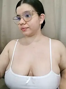 Danzel1105 online show from November 16, 3:00 am