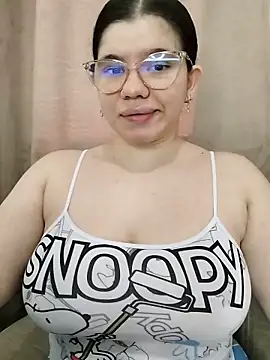 Danzel1105 online show from November 28, 2:39 pm