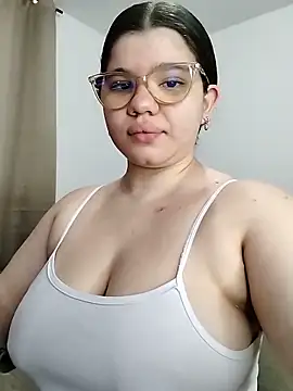 Danzel1105 online show from May 15, 11:19 am