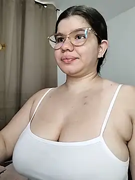 Danzel1105 online show from June 12, 11:52 am