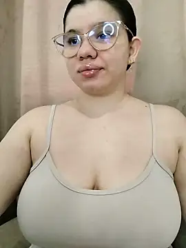 Danzel1105 online show from December 4, 3:55 pm