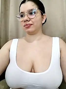 Snapshot of Danzel1105 chatting on January 10, 11:00 pm Danzel1105 online show from January 10, 11:00 pm