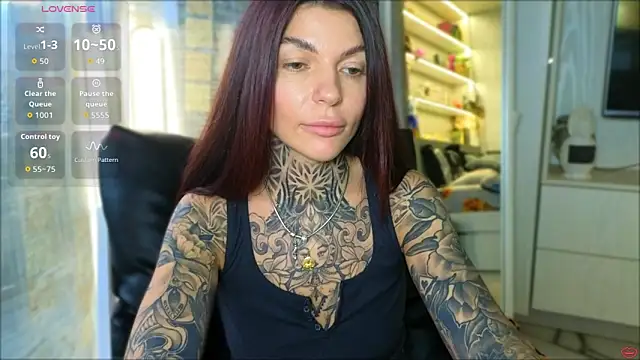 tattooedBabyy online show from May 6, 10:08 am