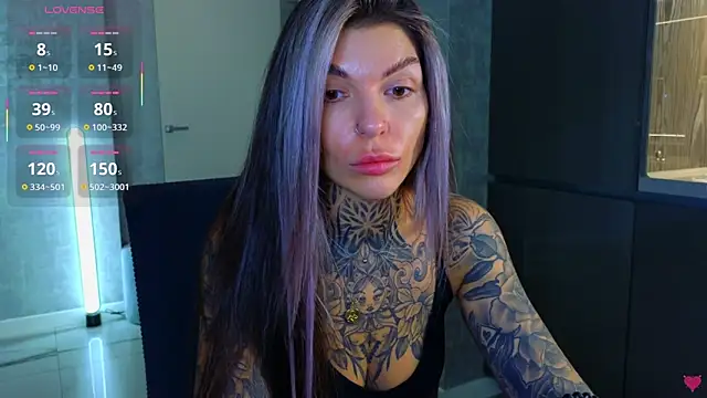Snapshot of tattooedBabyy chatting on September 30, 6:30 am tattooedBabyy online show from September 30, 6:30 am