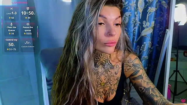 Snapshot of tattooedBabyy chatting on October 6, 6:25 am tattooedBabyy online show from October 6, 6:25 am