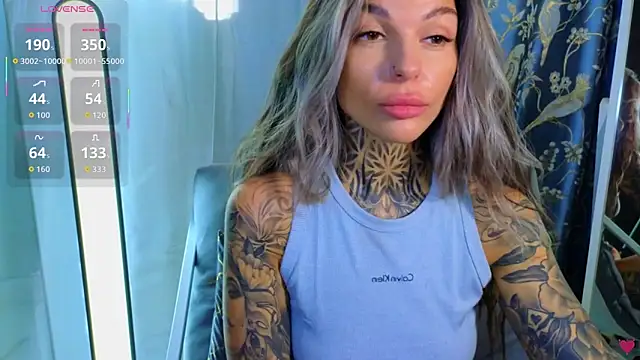 Snapshot of tattooedBabyy chatting on October 5, 6:48 am tattooedBabyy online show from October 5, 6:48 am