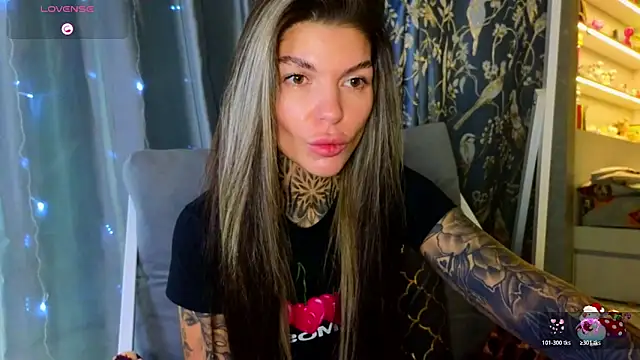 tattooedBabyy online show from February 1, 10:46 am