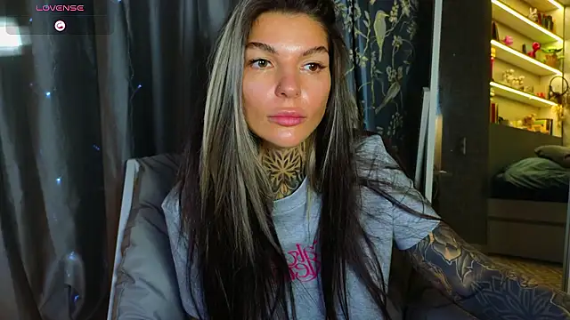 tattooedBabyy online show from January 11, 11:17 am